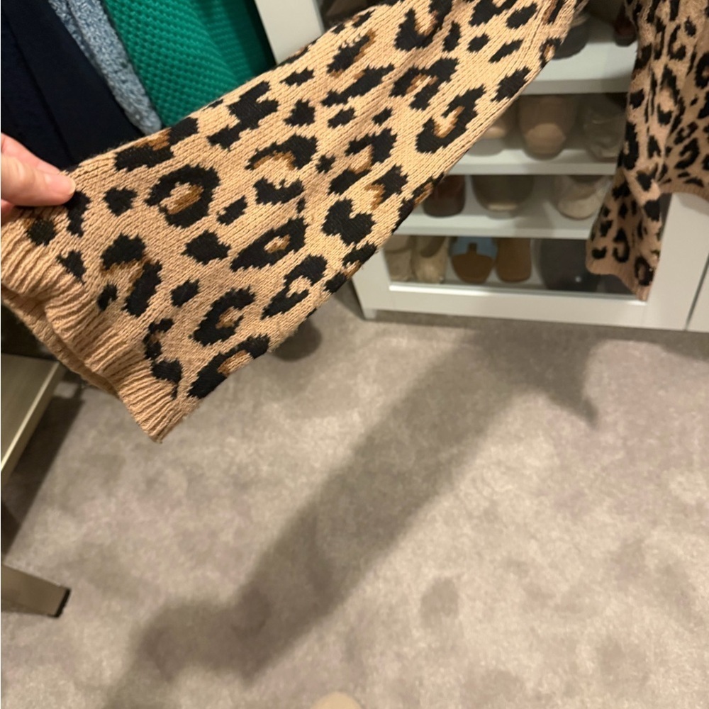 Ann Taylor Leopard Print Sweater - Picture 4 of 6